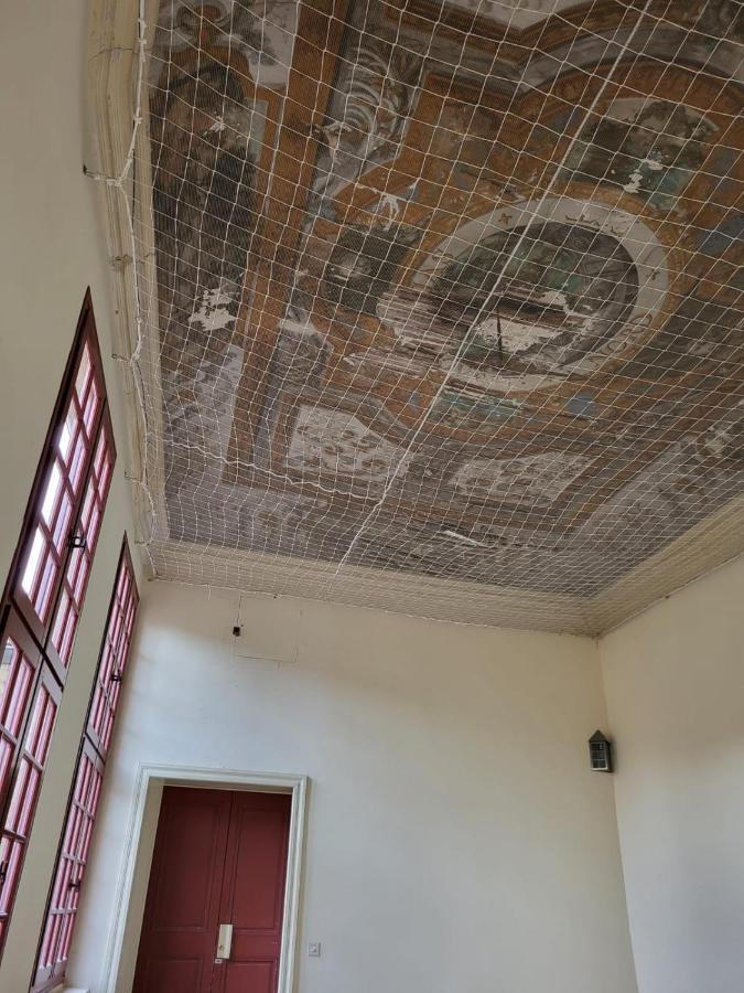 Uzes, Au Coeur Du Centre Medieval La Boussole D'Uzes, Appartement De Caractere Du XVII -Eme Siecle ภายนอก รูปภาพ